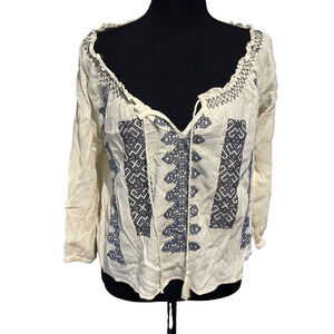 American Eagle Blouse On or Off Shoulder White Blue Boho Embroidery Sz XS travel